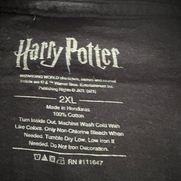 Harry Potter Platform 9¾ Hogwarts Express Graphic T-Shirt – Size 2XL - Picture 4 of 8